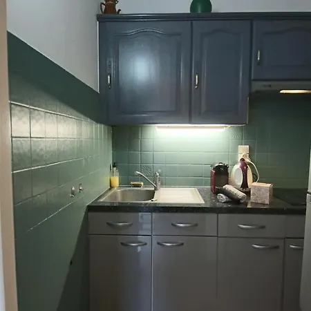 25 M2 Centre-ville Avec Balcon Et Wifi Apartment *