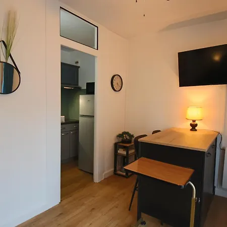 25 M2 Centre-ville Avec Balcon Et Wifi * エクスレバン