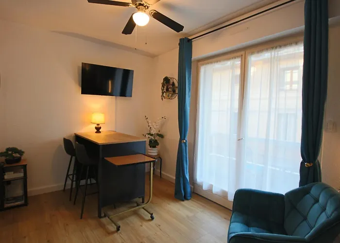 アパート 25 M2 Centre-ville Avec Balcon Et Wifi *