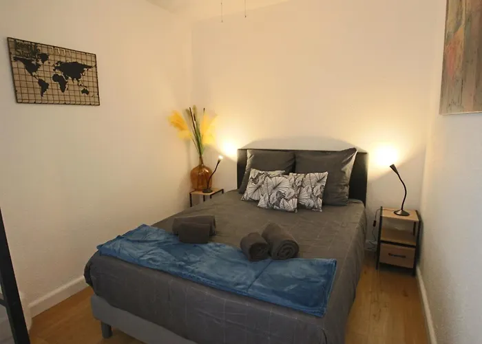 25 M2 Centre-ville Avec Balcon Et Wifi Aix-les-Bains